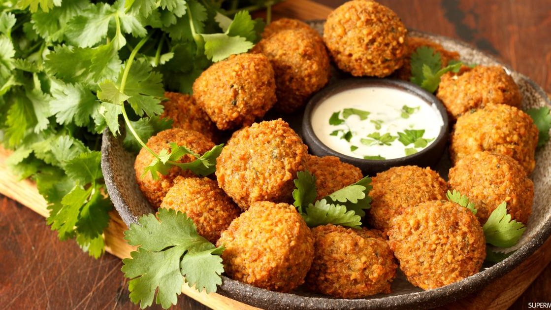 طريقة تحضير الطعمية في المنزل