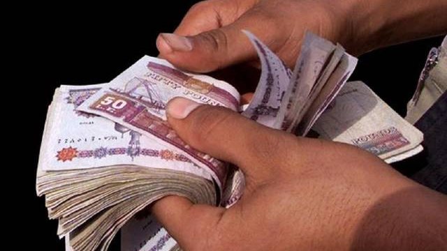 صرف معاشات شهر مارس بالزيادة الجديدة