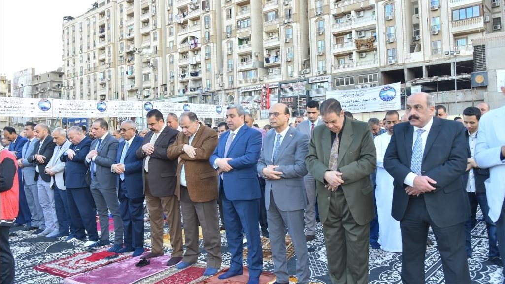 قيادات أسيوط يؤدون صلاة عيد الفطر المبارك