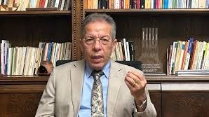 نقيب الأطباء الدكتور أسامة عبد الحي