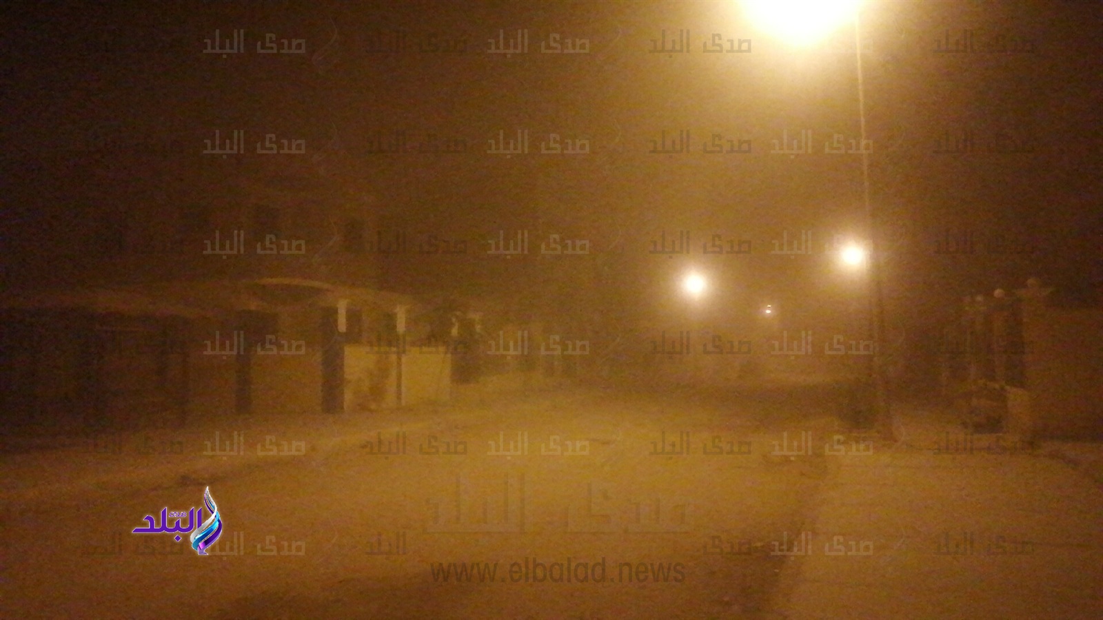 رياح محملة بالرمال والأمطار تضرب أسيوط الجديدة |صور