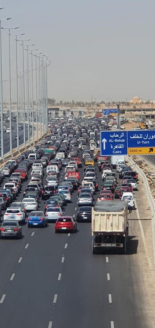 تكدس طريق السويس الصحراوى