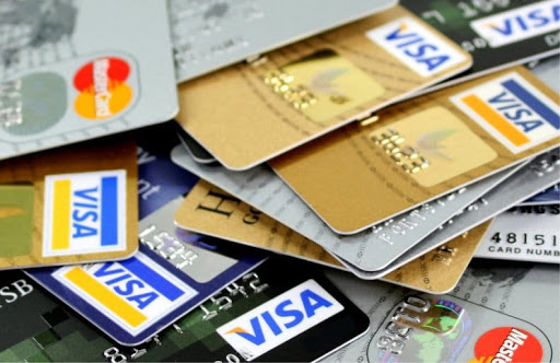 بطاقات ائتمان