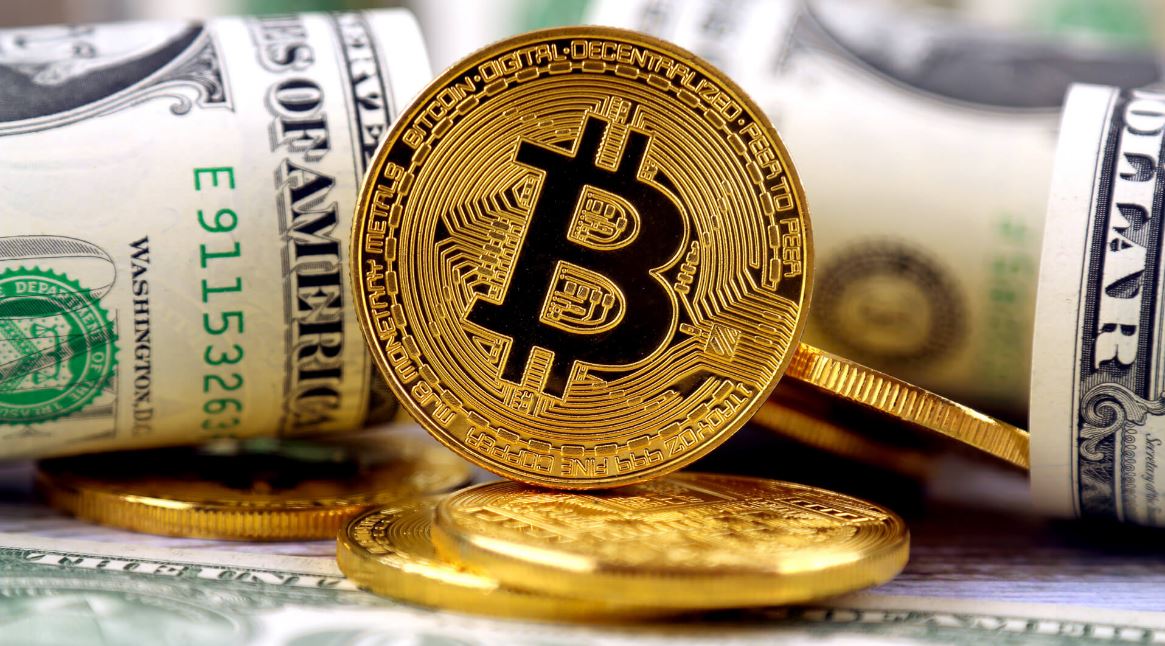 سعر بيتكوين يتجاوز 120 ألف دولار لأول مرة.. ما علاقة بوتين وترامب؟ (قصة كاملة)