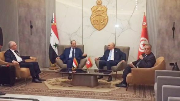وزير الخارجية السوري يصل تونس