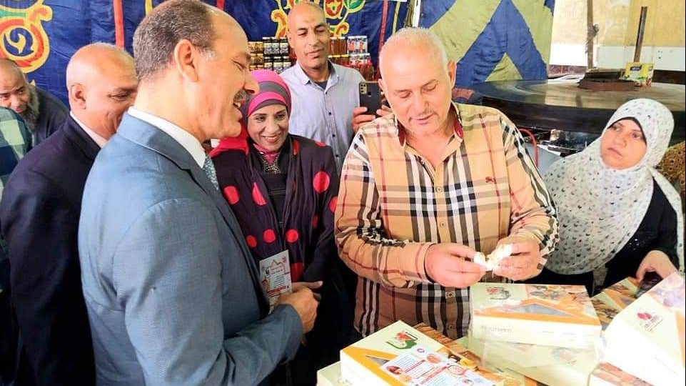 د. عربي أبوزيد يتفقد مدرسة التعليم الفني الزراعي 