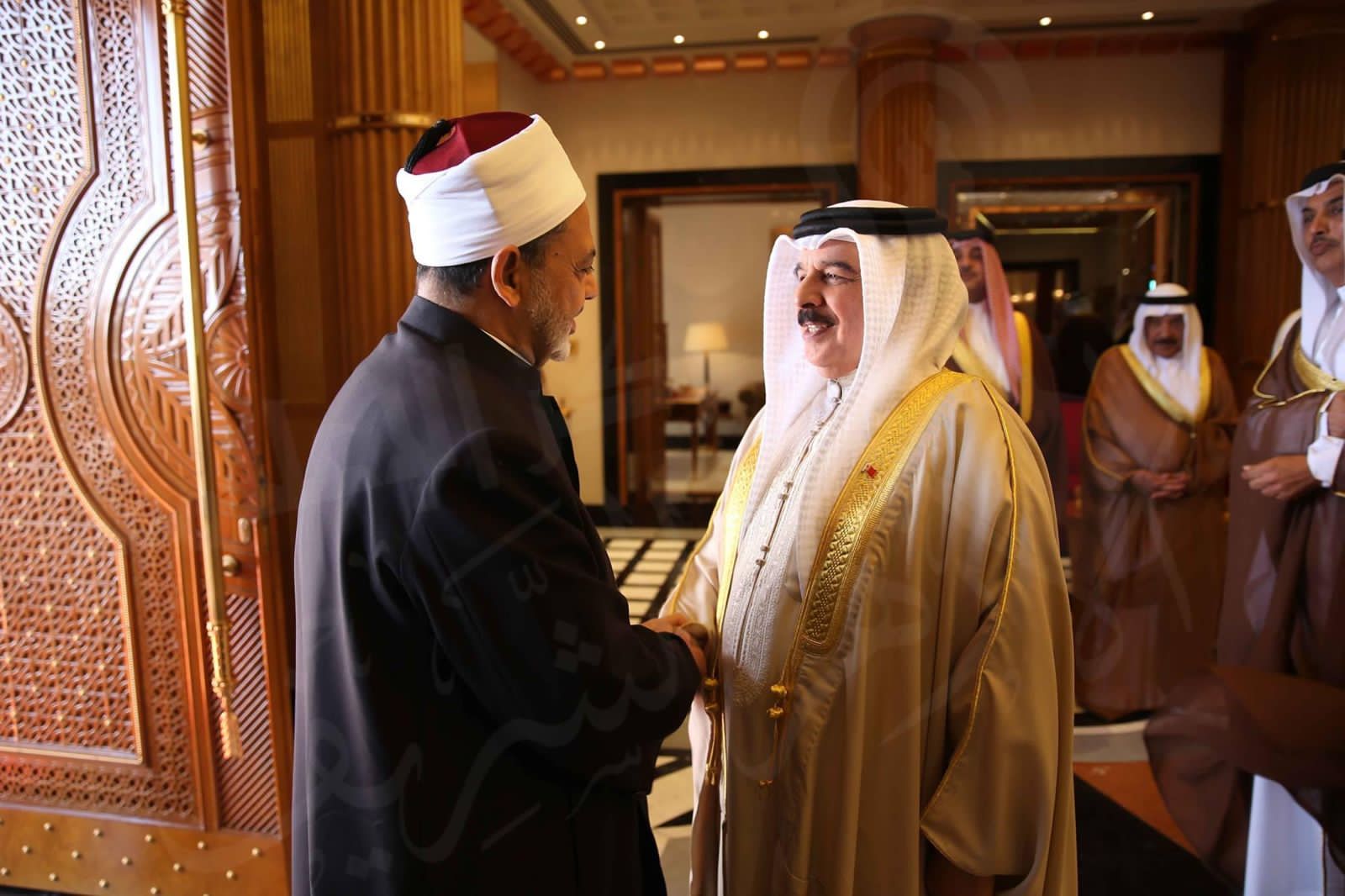 شيخ الأزهر وملك البحرين شيخ الأزهر وملك البحرين