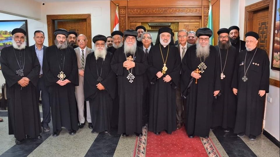 أساقفة المنيا يهنئون بعيد الفطر المبارك 