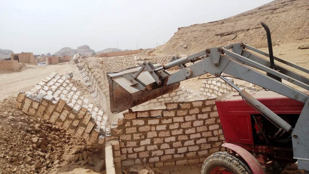 جهود وأنشطة المحليات بأسوان 