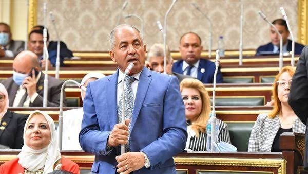  أحمد العوضي رئيس لجنة الدفاع بمجلس النواب 