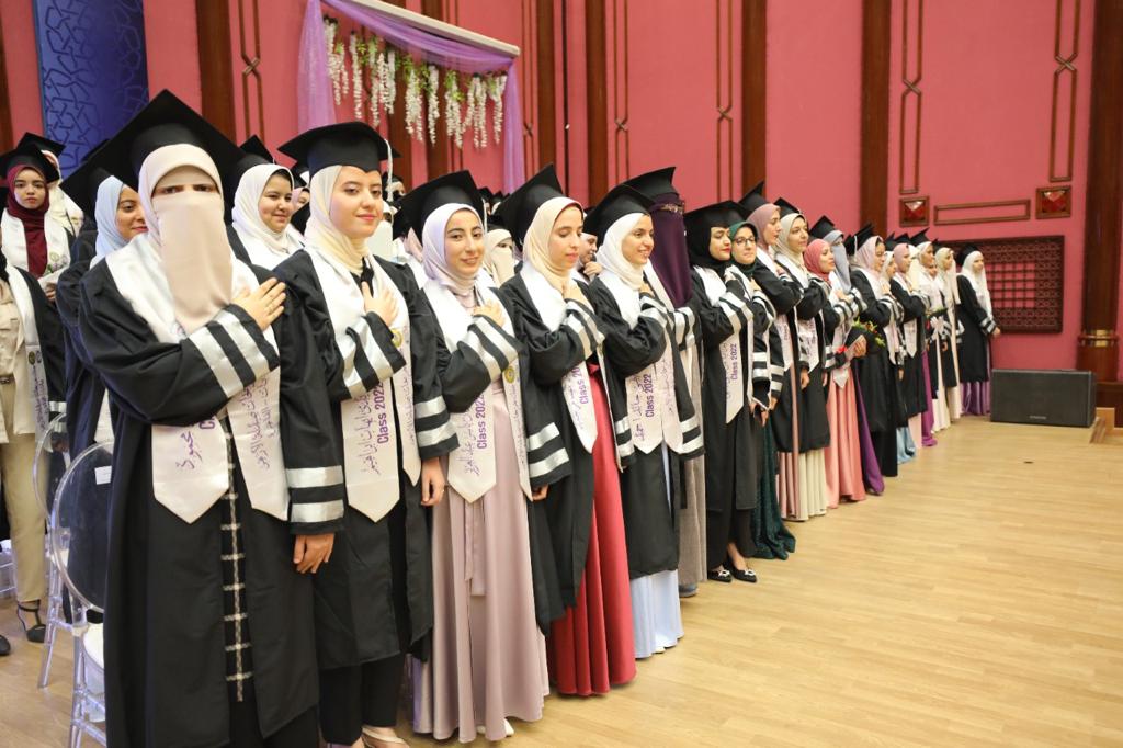 خريجات الأزهر