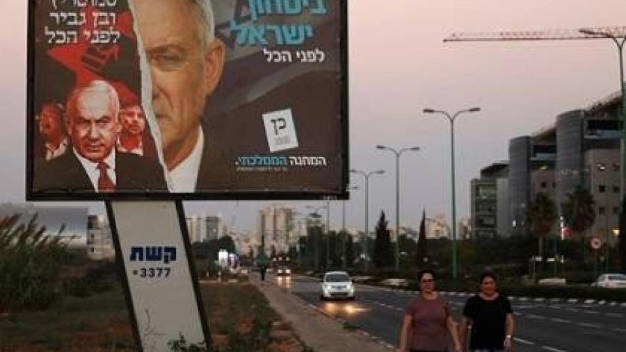 استطلاع: ائتلاف نتنياهو ينكمش لـ50 مقعدا بانتخابات للكنيست 