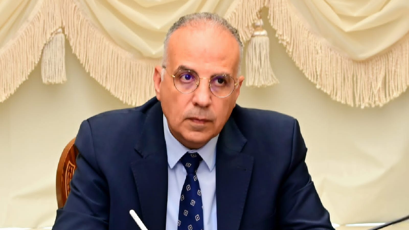 وزير الري