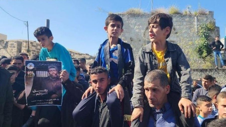 مسيرة غاضبة في عرابة جنوب جنين مسقط رأس الشهيد خضر عدنان  