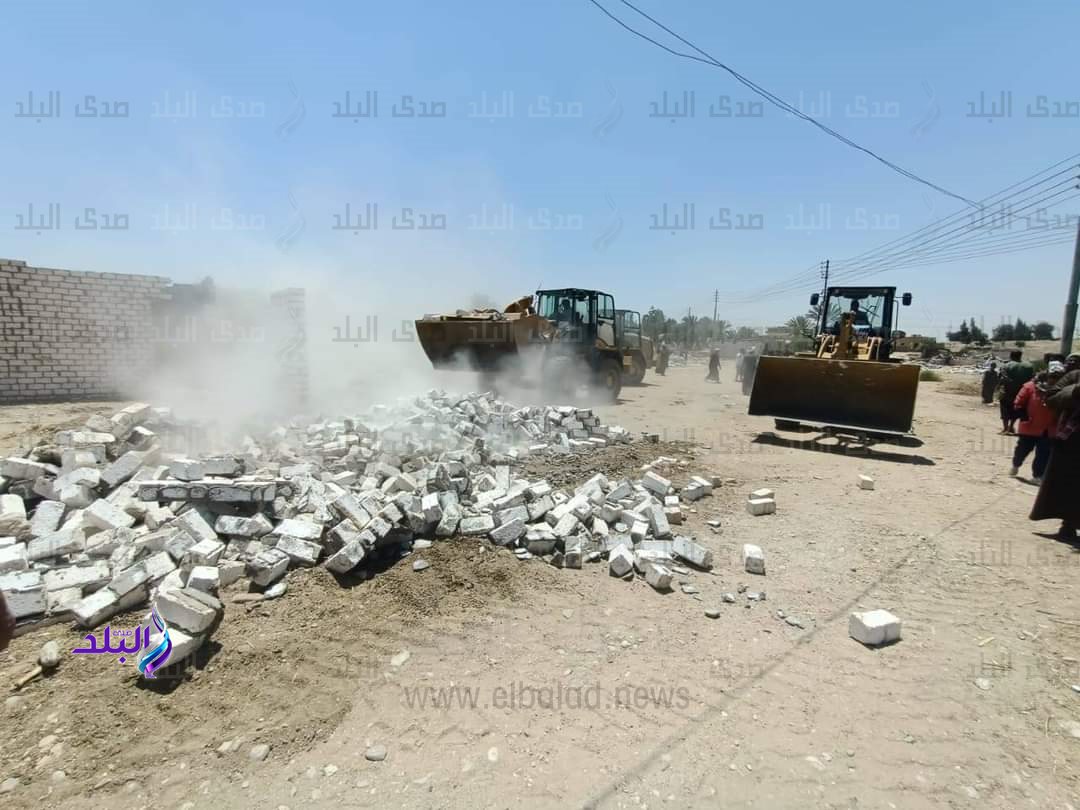 حملة إزالة بنجع حمادى 