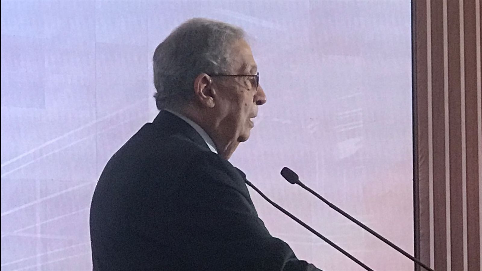 عمرو موسى 