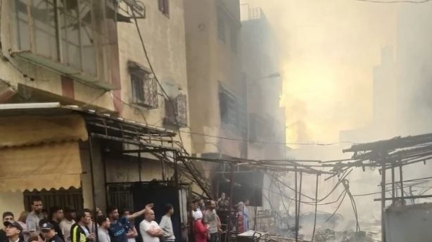 جانب من الحريق 