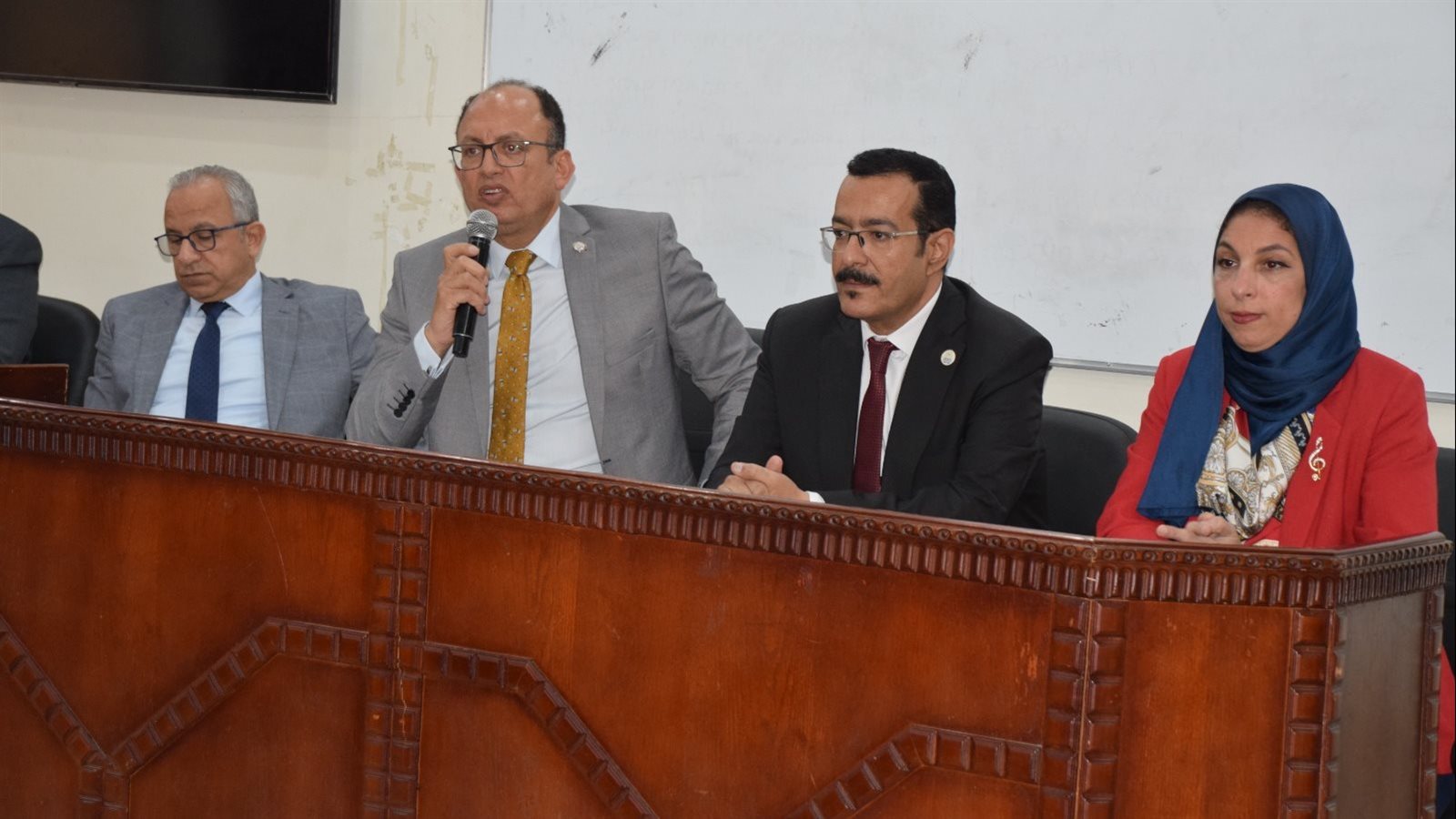 جامعة حلوان 