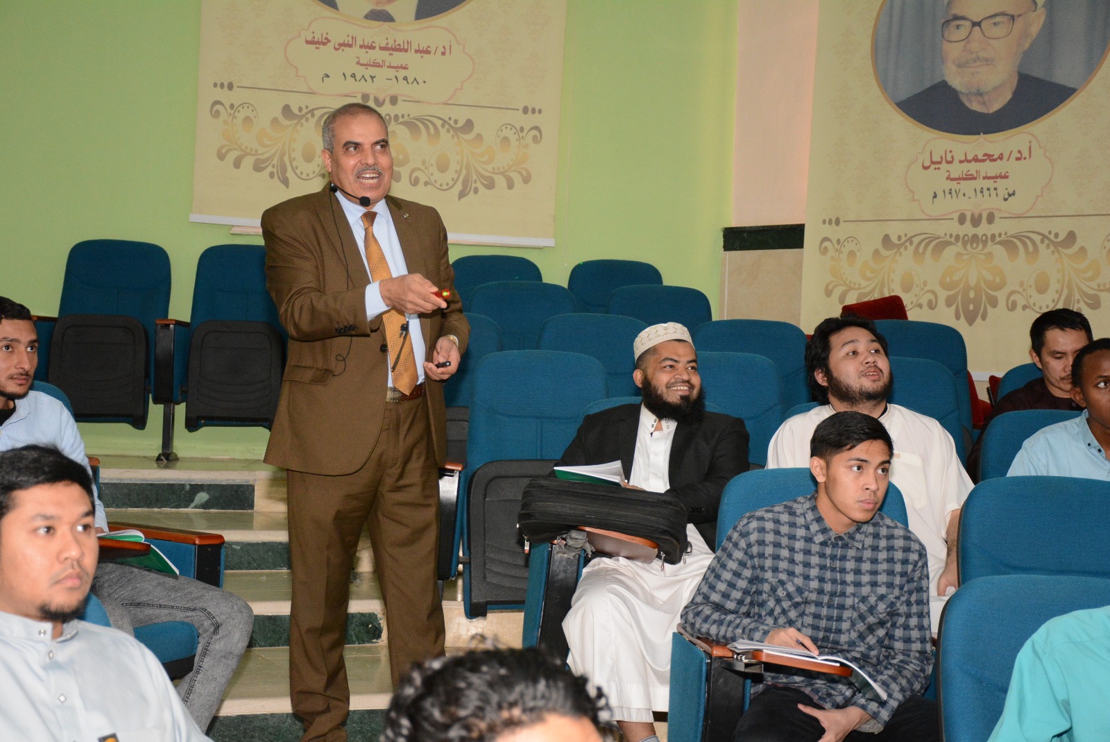 الدكتور محمد المحرصاوي 