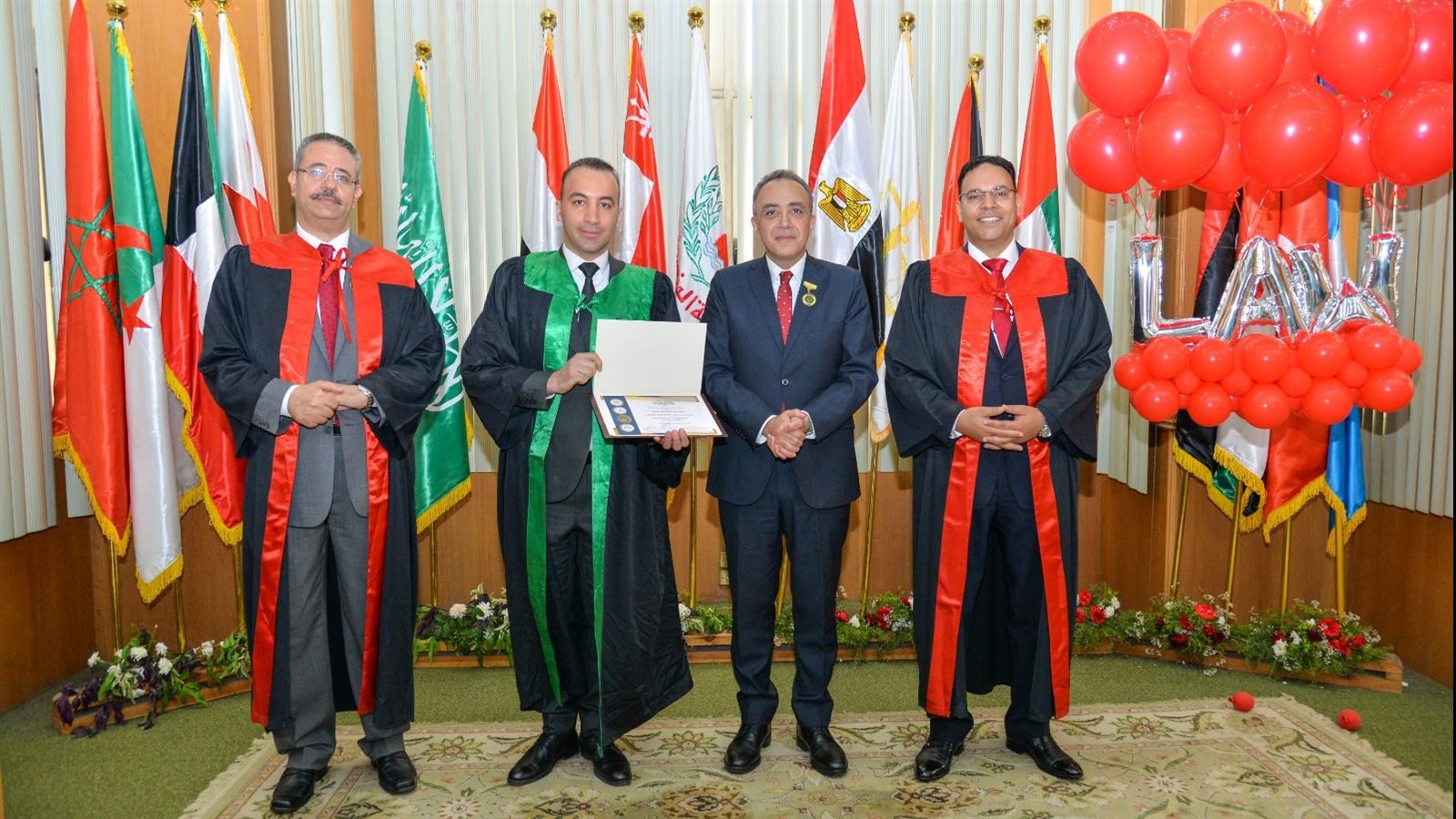 تكريم المتفوقين