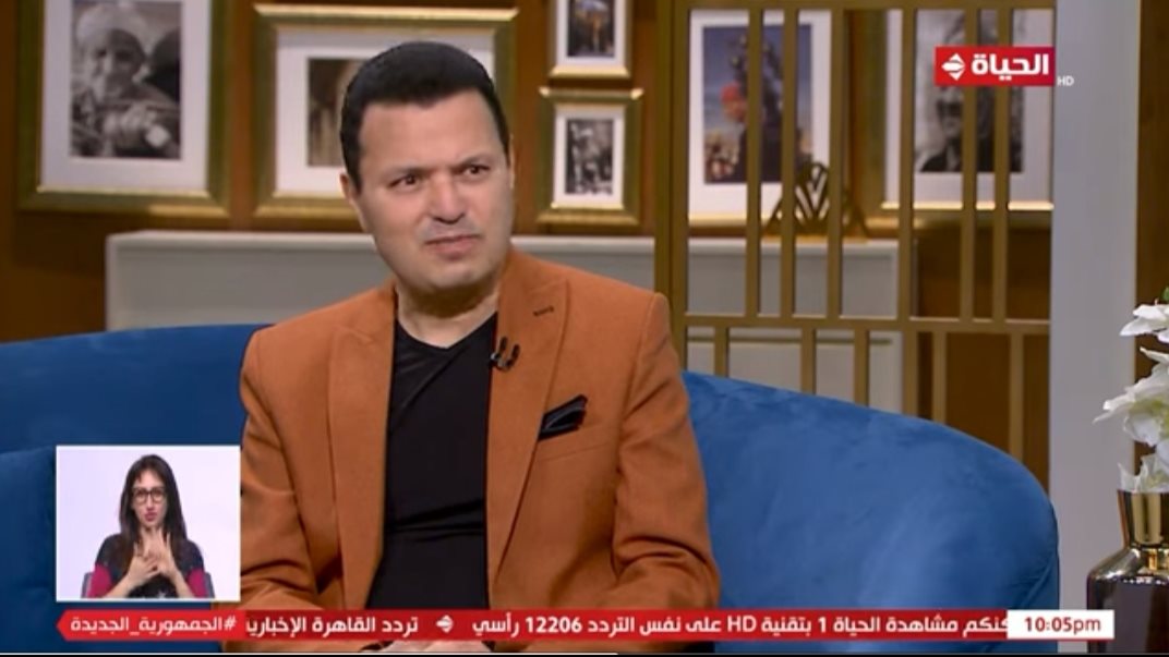 أشرف سيف