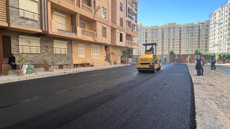 رصف شوارع حي شرق بالإسكندرية