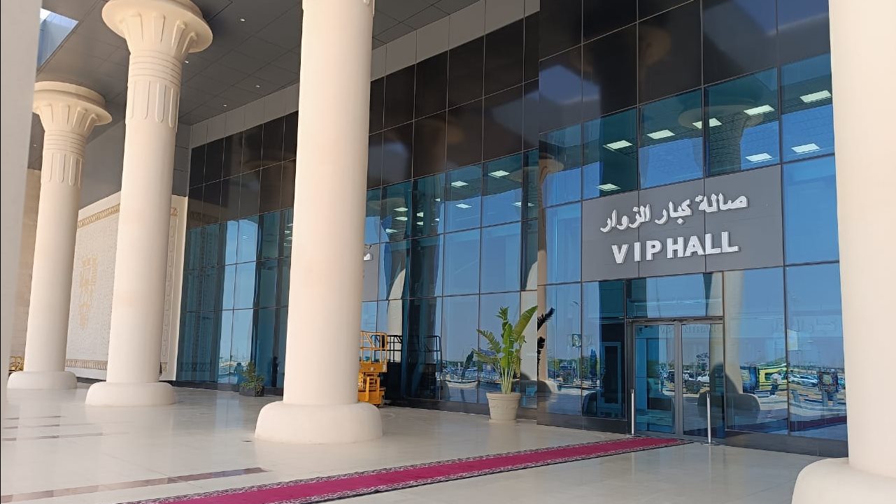 مطار سفنكس الدولي 