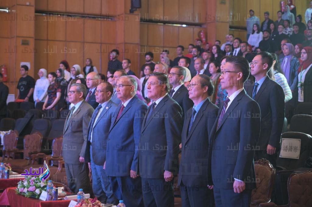 جامعة عين شمس 8