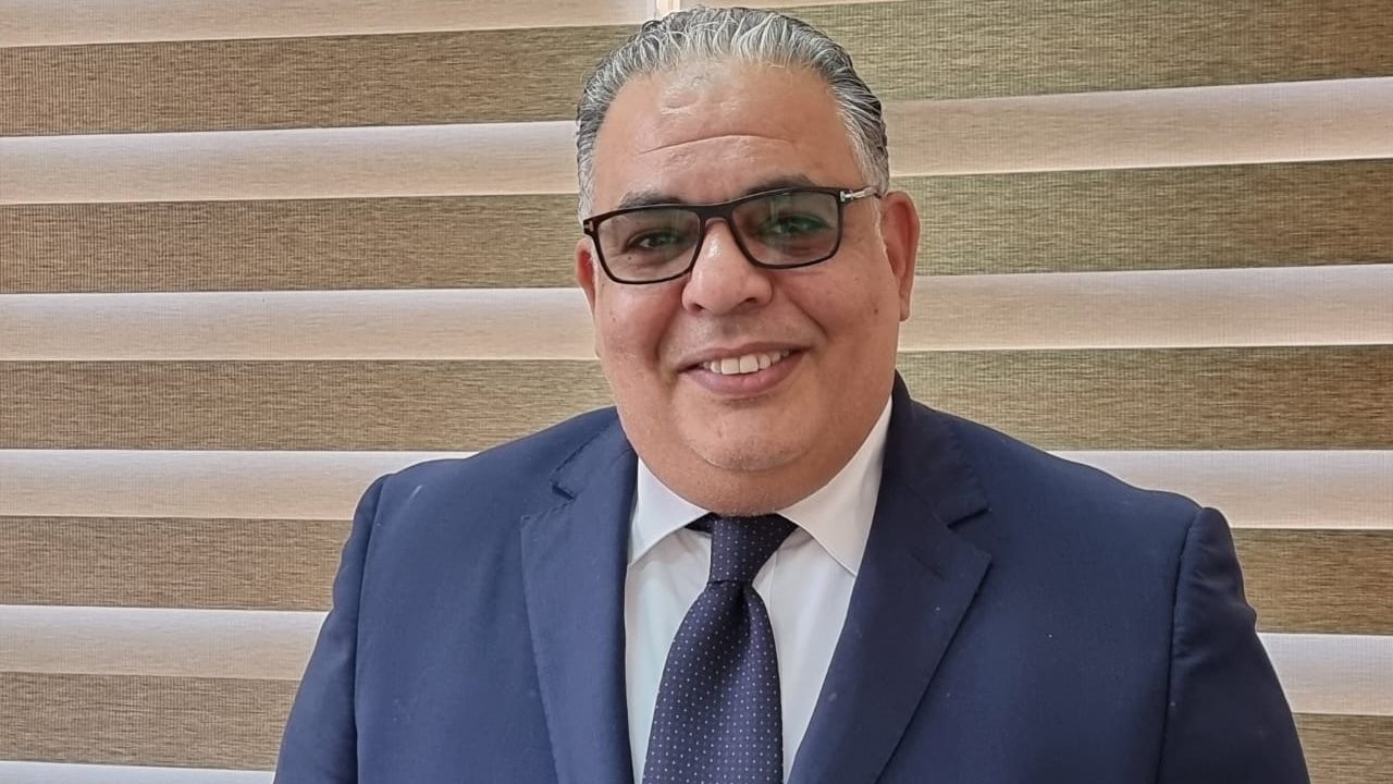 ور وليد أنور الأستاذ بكلية الطب جامعة عين شمس