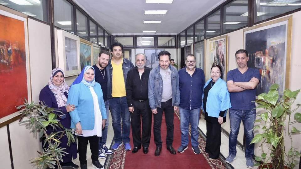 صورة لأعضاء اللحنة العليا لمهرجان المسرح القومي 