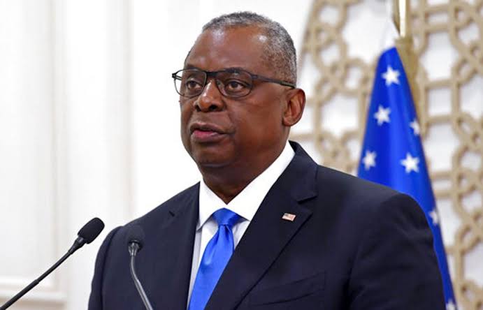 وزير الدفاع الأمريكي 