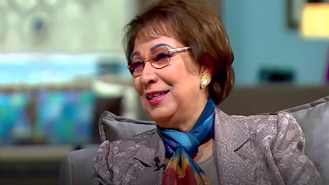 إنعام محمد على 