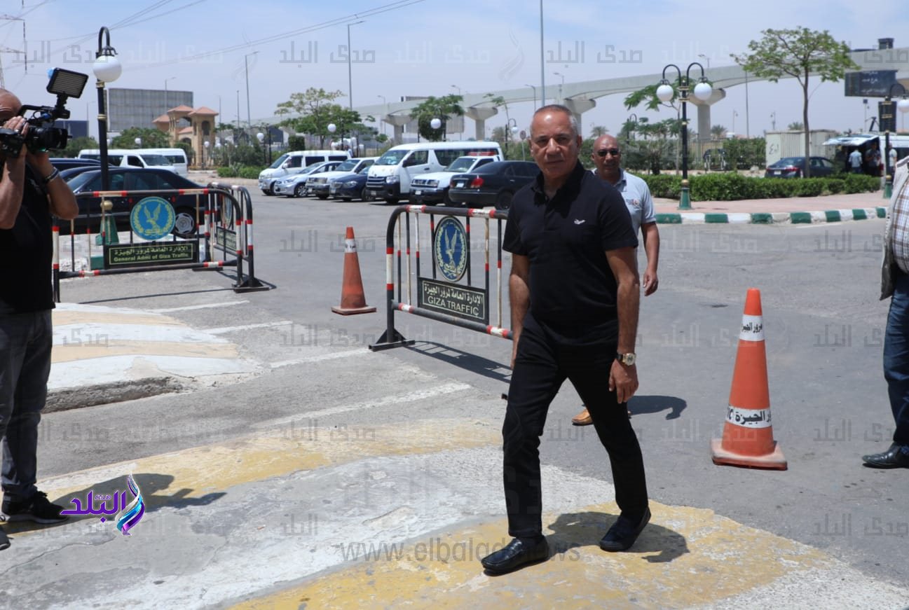 أحمد موسي من جنازة شقيق النائب محمد أبو العينين