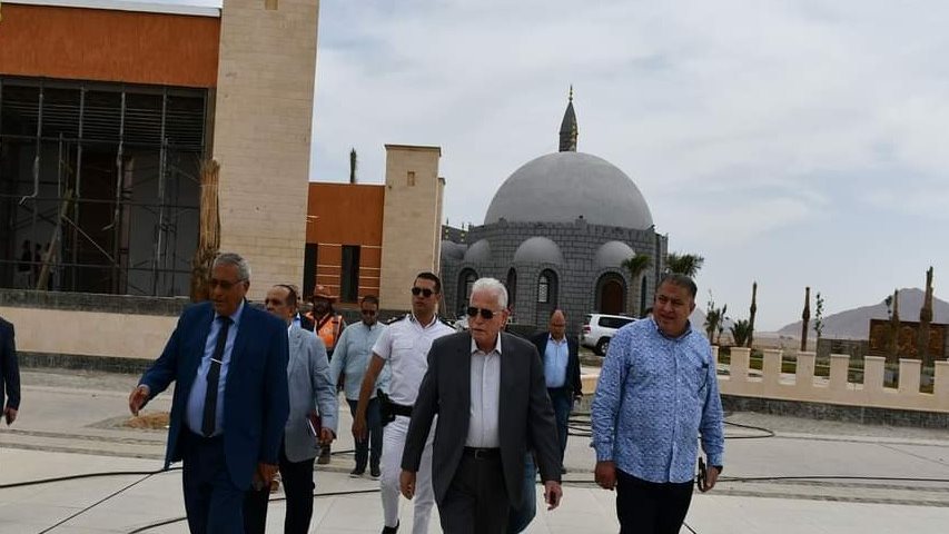 فودة يتابع  قرية التراث 