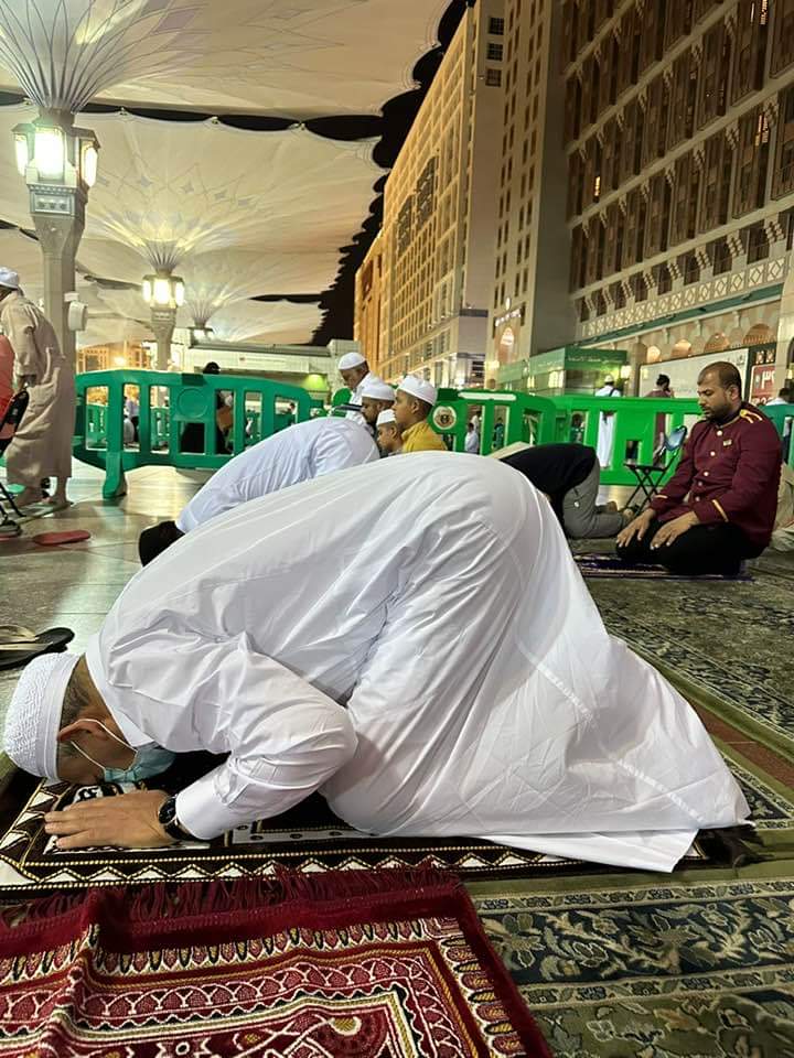 شيخ الأزهر في المسجد النبوي 
