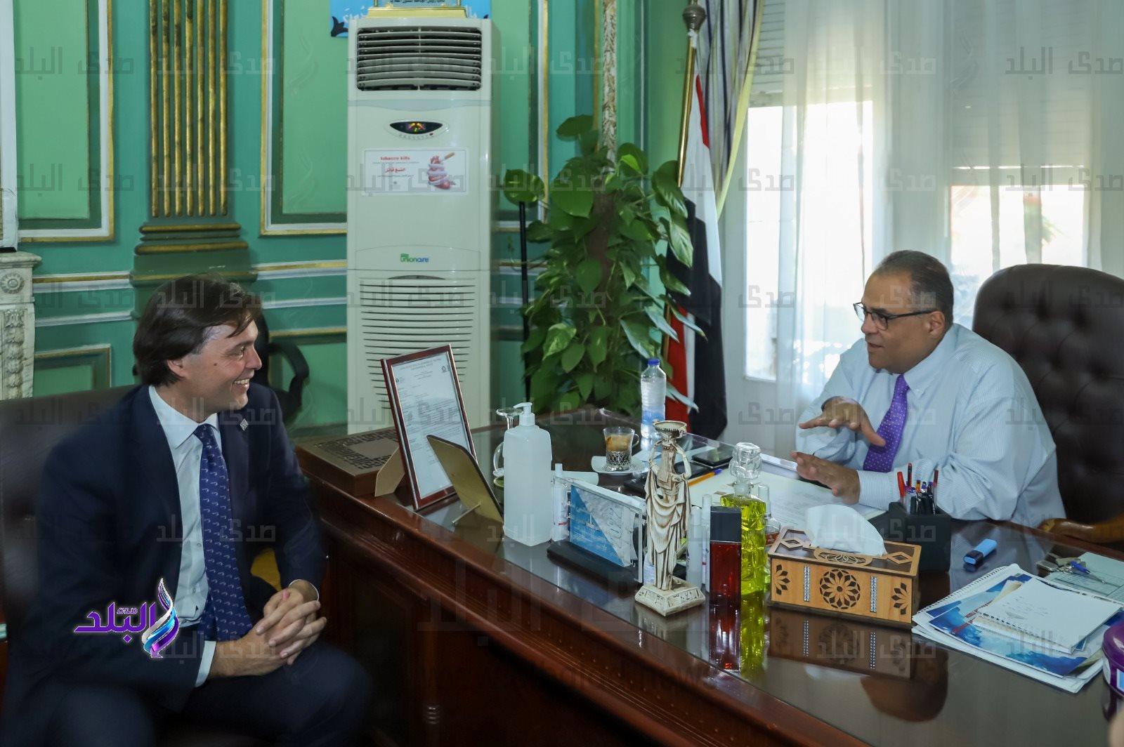 نائب رئيس جامعة عين شمس للتعليم والطلاب يلتقي رئيس جامعة بابلو دي اولابيدي الإسبانية