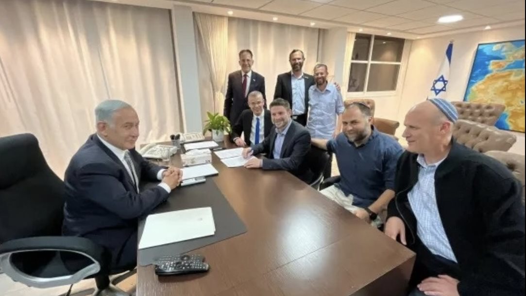 وزير المالية الإسرائيلي يهدد نتنياهو بالاستقالة | ما القصة؟