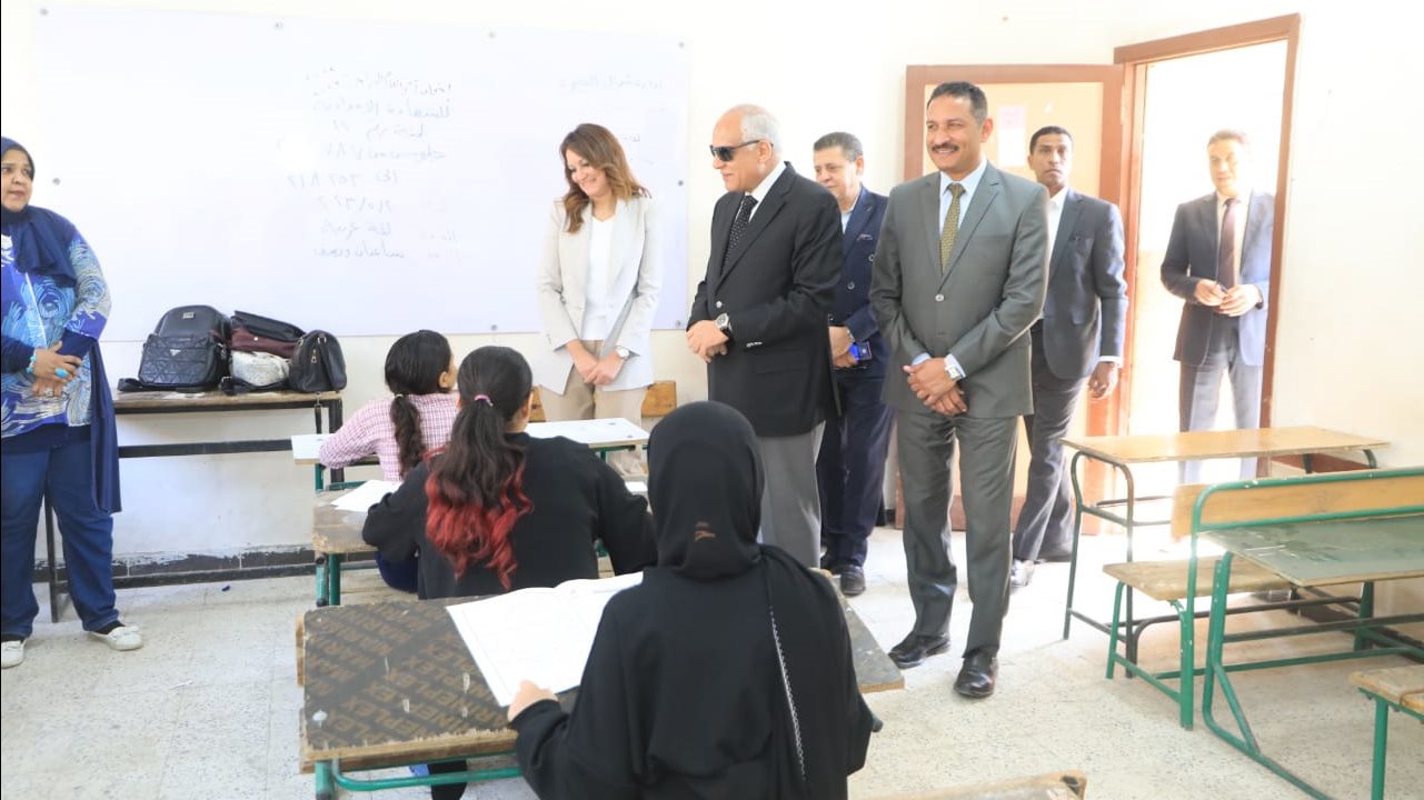  اللواء أحمد راشد محافظ الجيزة