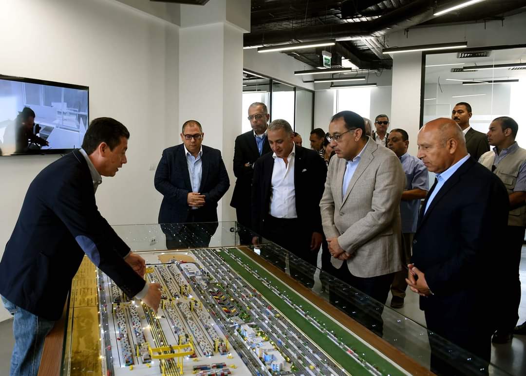 وزير النقل ورئيس الوزراء  وزير النقل ورئيس الوزراء