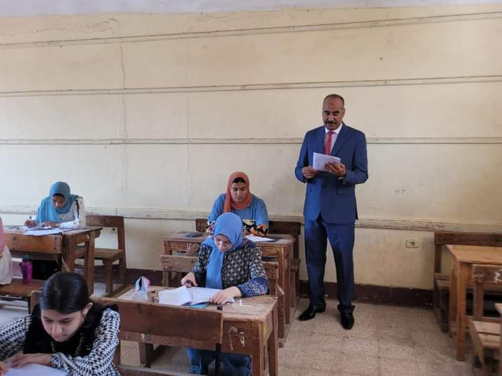 امتحان الشهادة الإعدادية