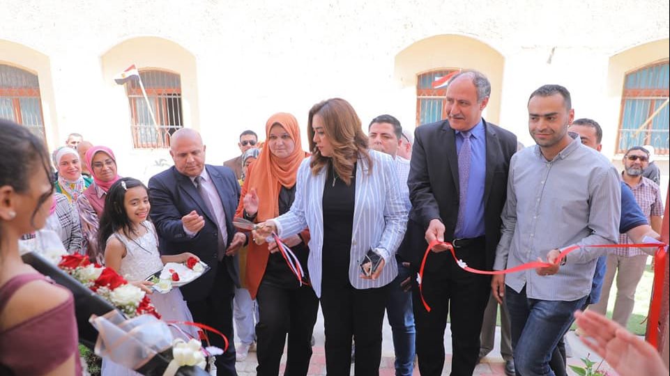 منال عوض منال عوض