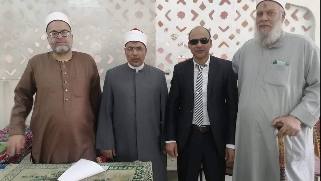 التنسيق بشأن ندوات  " التعليم الصحي "  بالبرنامج الصيفي