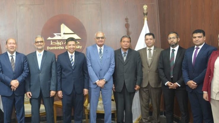 جامعه دمياط 