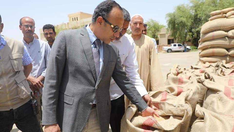 نائب محافظ المنيا يتابع توريد القمح 