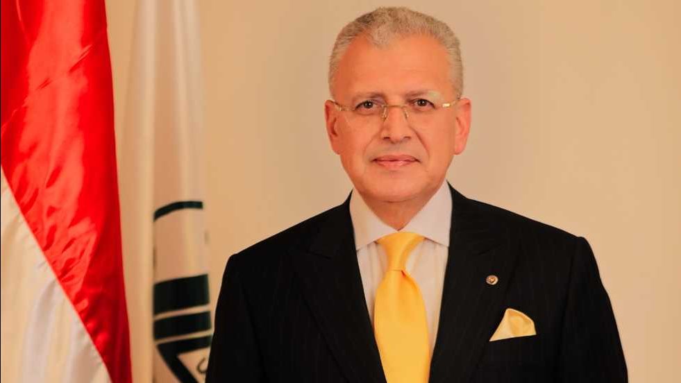 الدكتور مصطفي مجاهد 