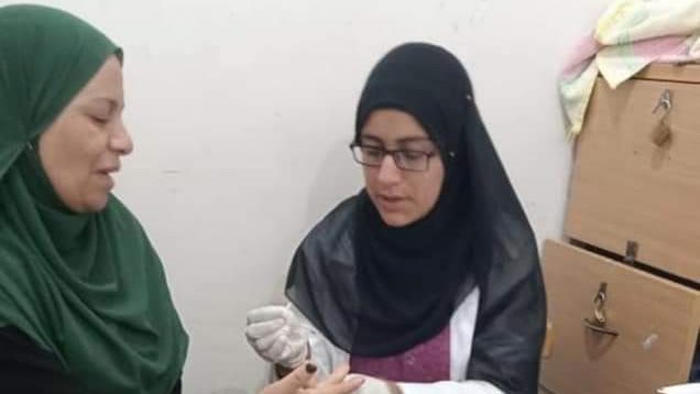 توقيع الكشف الطبي على المرضى بالمنيا 