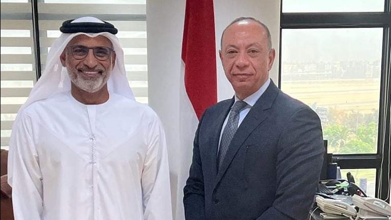 رئيس السلطة ونظيره الاماراتي