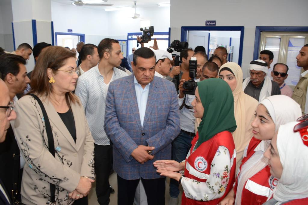 جولة وزير التنمية المحلية بشمال سيناء