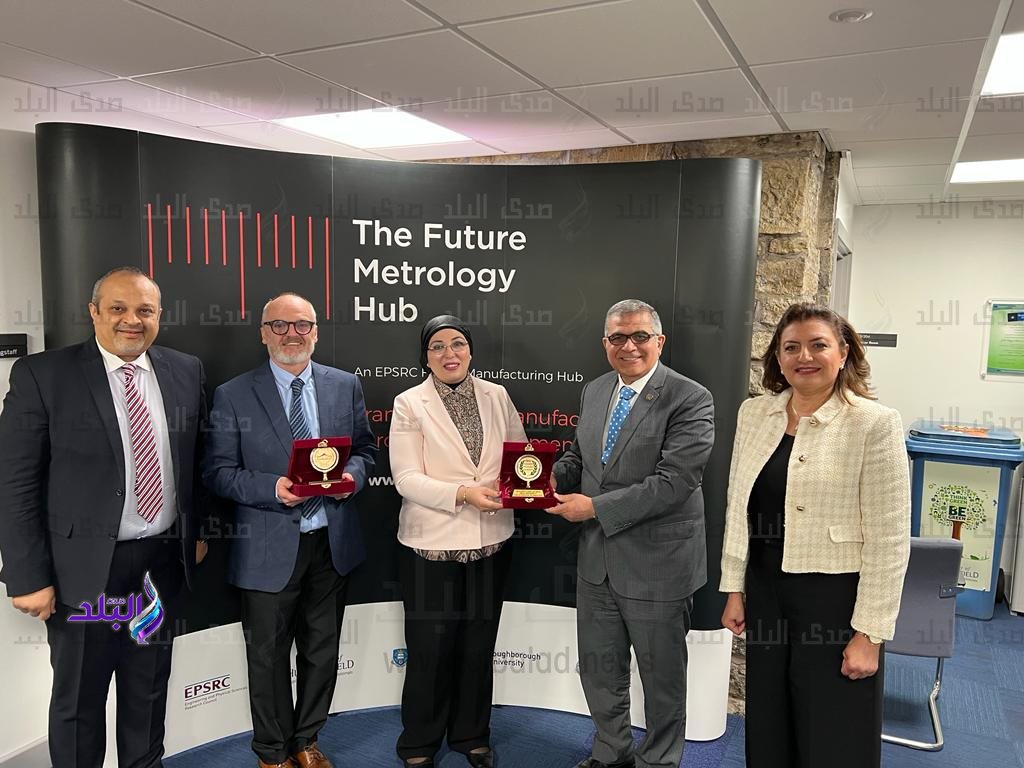 8توقيع مذكرة تفاهم بين جامعة مصر للعلوم والتكنولوجيا وجامعة هيدرسفيلد8