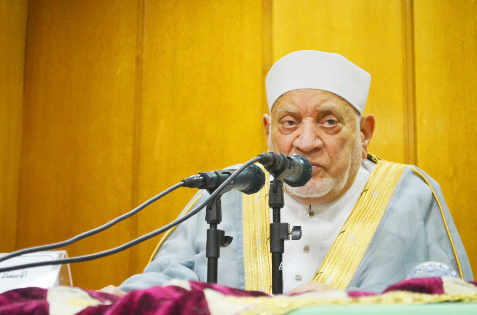 أحمد عمر هاشم